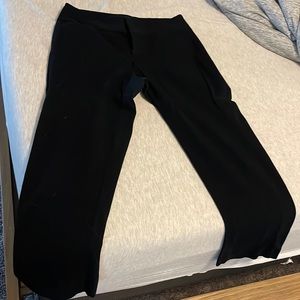 Elle Women’s crop dress pant. Size 6